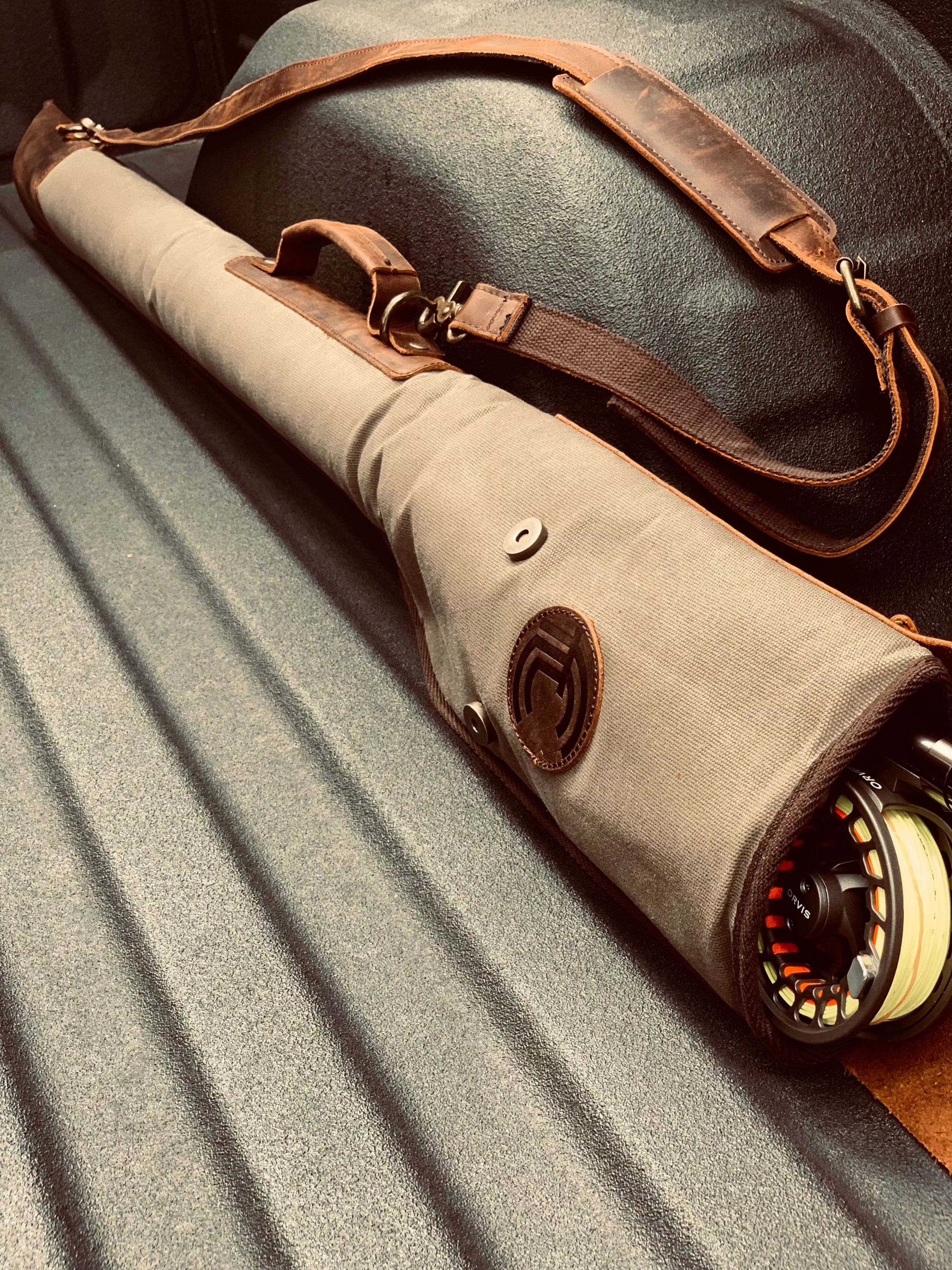CLEAN TRIGGER Fly Fishing Rod Case Fly Fishing Rod Case
